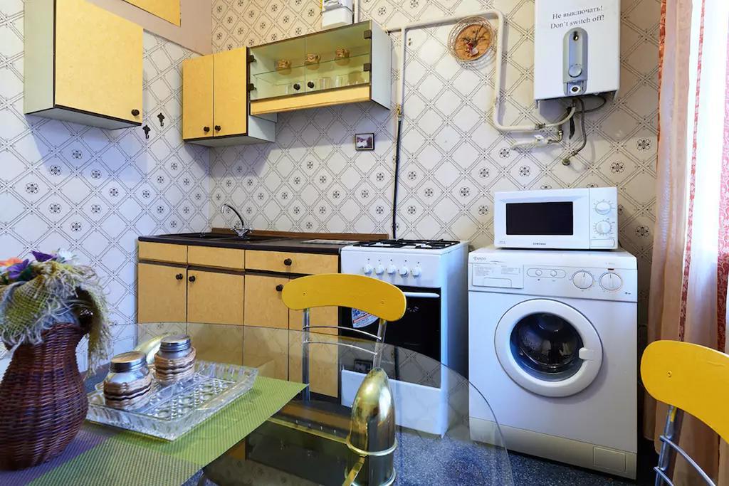 Home Hotel Apartments On Lva Tolstogo Kiev Ngoại thất bức ảnh